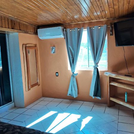 Villas La Quinta Креел Екстериор снимка